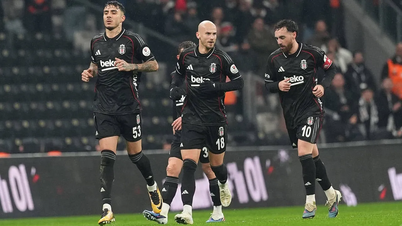 Beşiktaş, Kocaelispor Maçında İlk 11'ini Açıkladı