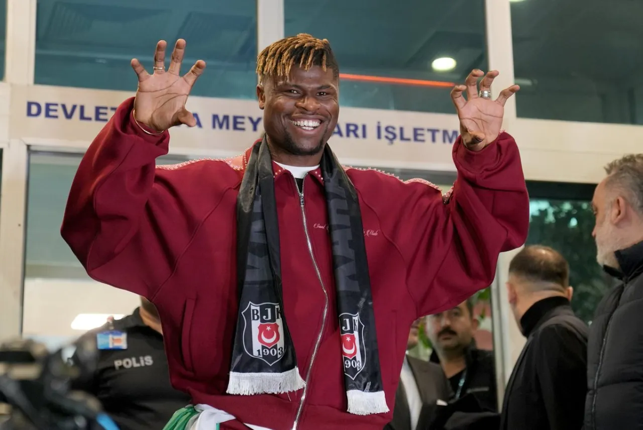 Beşiktaş'ın Yeni Transferi Agbadou, Kulüp Tarihindeki Üçüncü Fildişi Sahilli Futbolcu Oldu