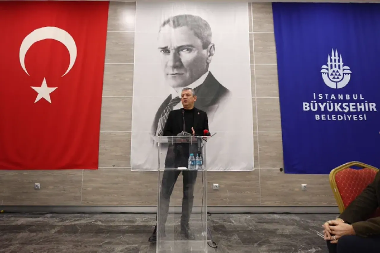 Tutuklu Aileleriyle İftar Buluşması: Özgür Özel'den Anlamlı Ziyaret