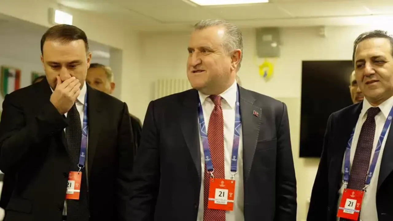 Galatasaray'ın Şampiyonlar Ligi Başarısını Cumhurbaşkanı Erdoğan ve Bakan Bak Tebrik Etti