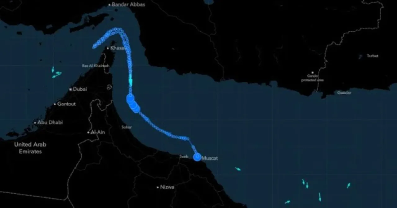 Hürmüz Boğazı'nda Kritik Dönüş: Gemiler Rotasını Değiştiriyor