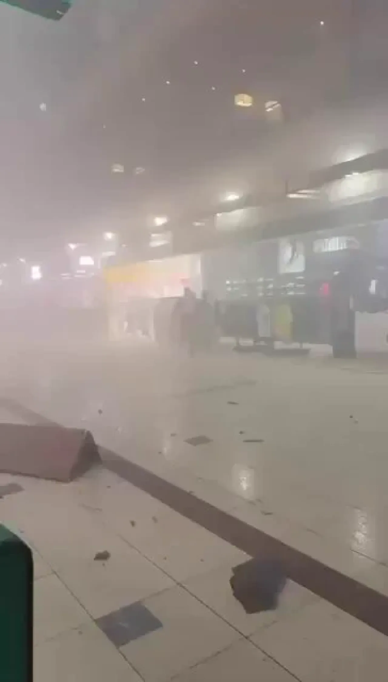 Dubai Uluslararası Havalimanı'na Saldırı: Gelişmeler Anlık Olarak Takip Ediliyor