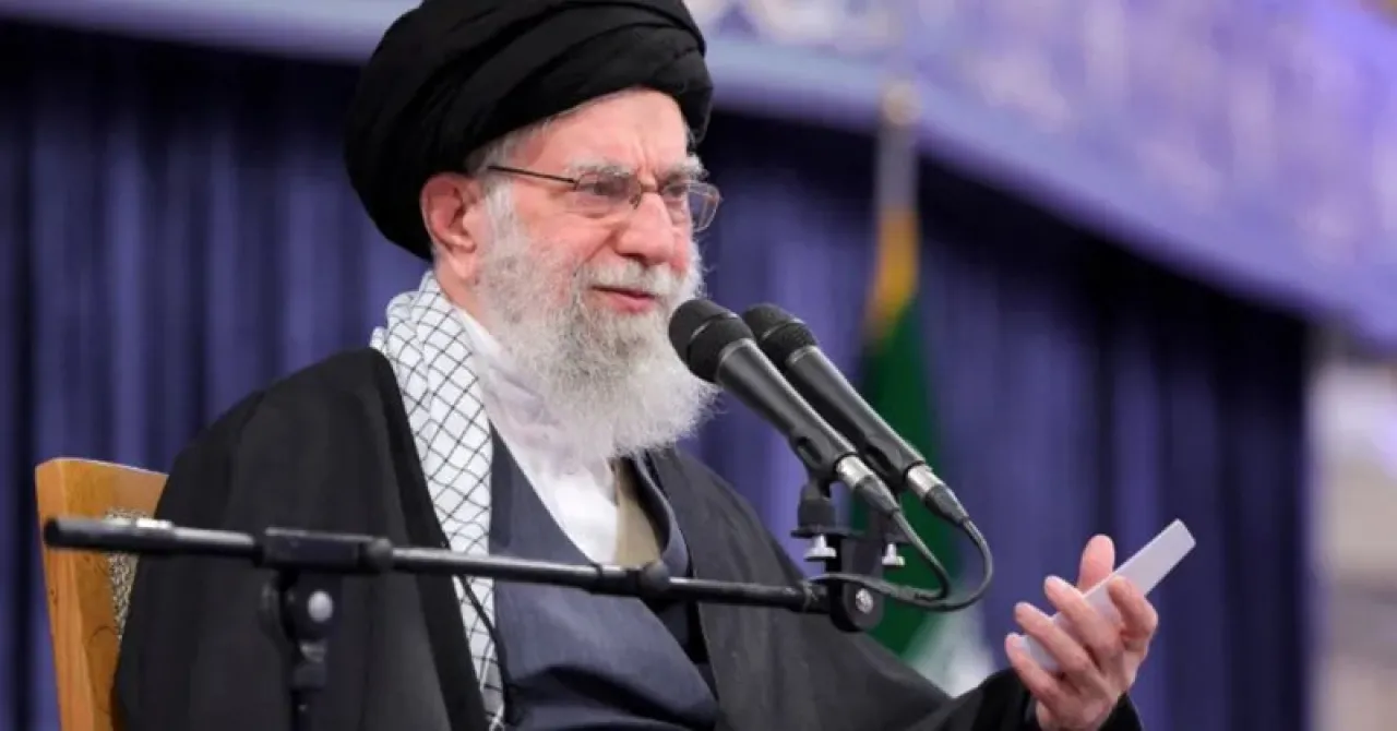 İran'da Tarihi Gelişme: Dini Lider Hamaney'in Hayatını Kaybettiği Açıklandı