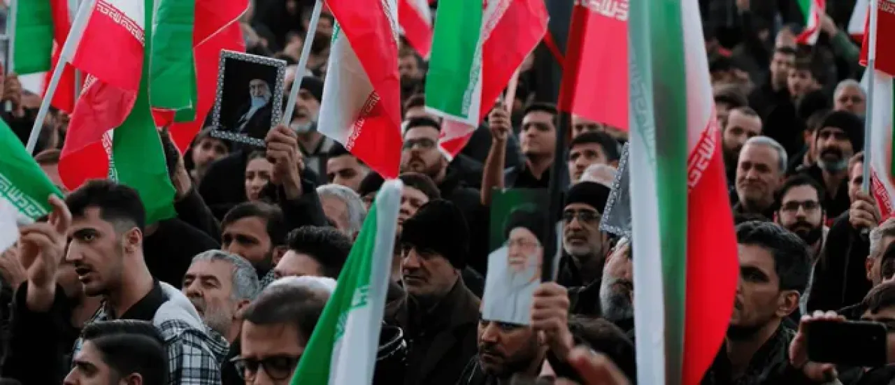 İran-ABD Çatışması Şiddetlendi: Geçici Rehberlik Konseyi Devrede, Kritik Kayıplar Yaşandı