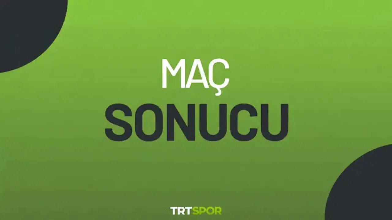 Trabzonspor, Başakşehir'i 4-2 Mağlup Ederek Lige Fırtına Gibi Başladı
