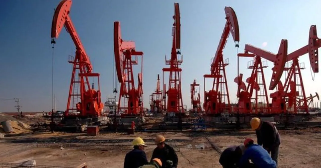 Petrol Piyasasında Gergin Bekleyiş: Trump Yönetimi Yeni Önlemleri Masaya Yatırıyor